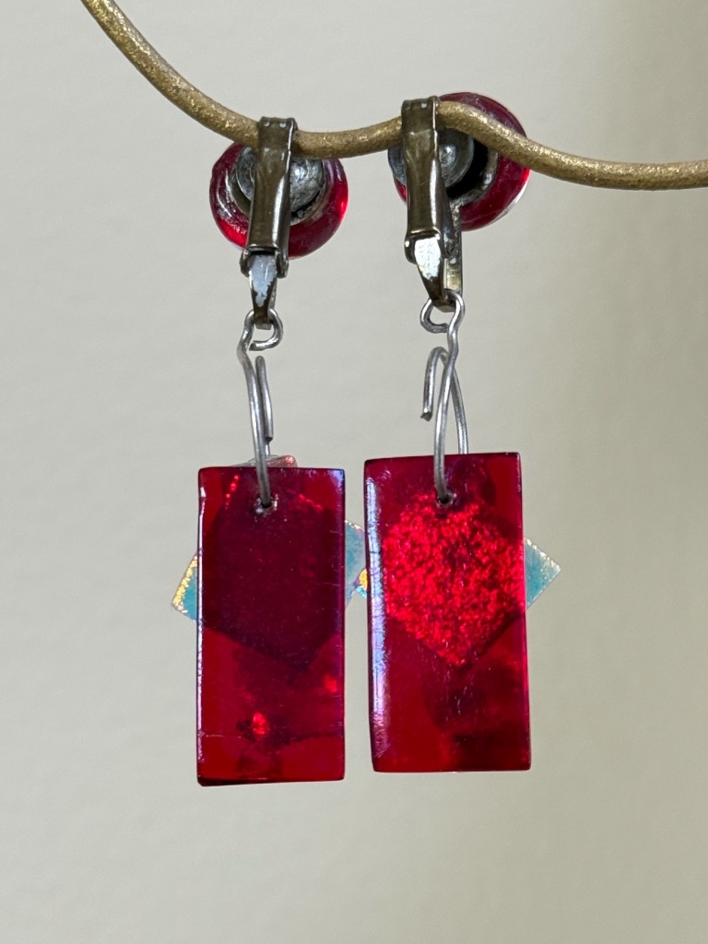 ARTISAN Dangling Asymmetric Glass Clip Earrings Artsy Avante Garde - Picture 3 of 5